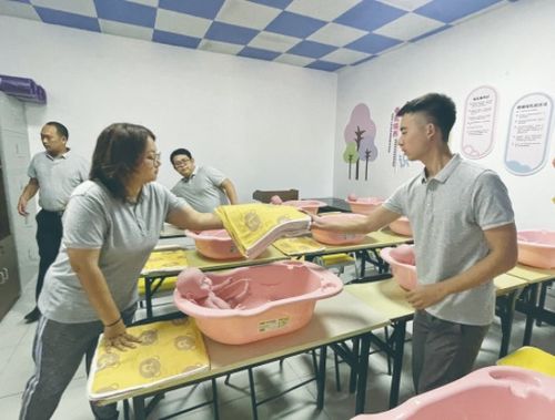 廣西百色“家姐”家政服務公司成立，點亮本地家庭服務新標桿